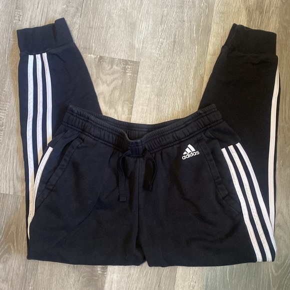 Adidas sweat pants - Picture 2 of 6